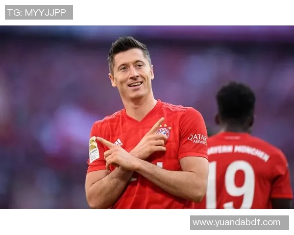 从边缘到荣耀弱国足球球星逆境崛起的励志征程